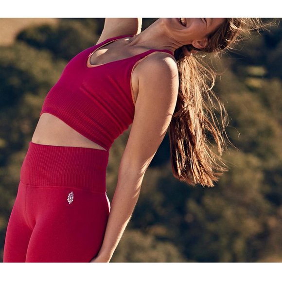 NWT FP Movement Good Karma Legging / Pomegranite - Picture 4 of 8